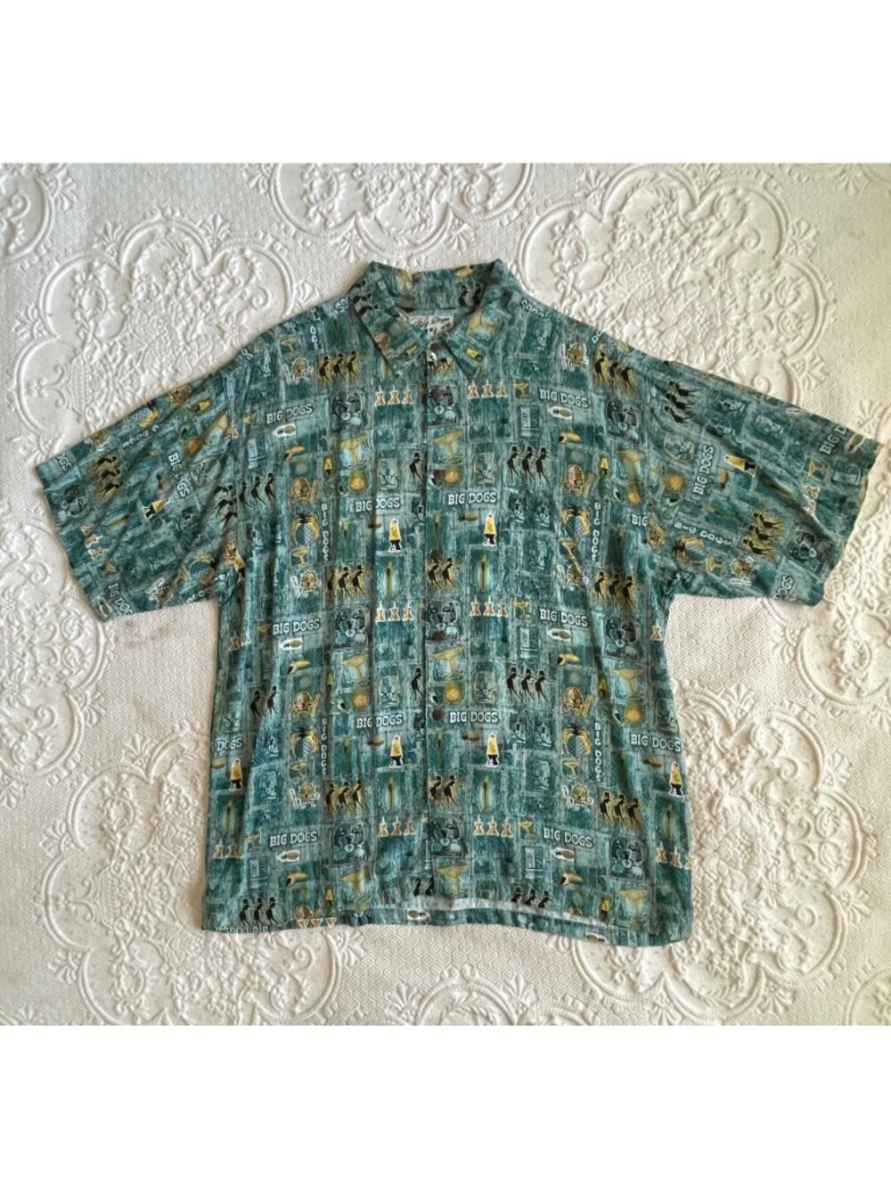 Vintage Green Big Dogs Hawaiian Camp Shirt All-Over Tiki Hula Print Men's XL